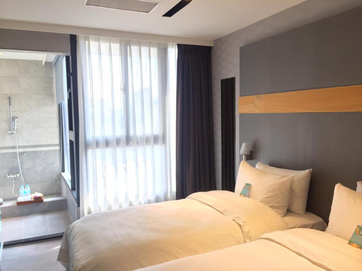 Fengjia Hotel Bell Đài Trung Ngoại thất bức ảnh