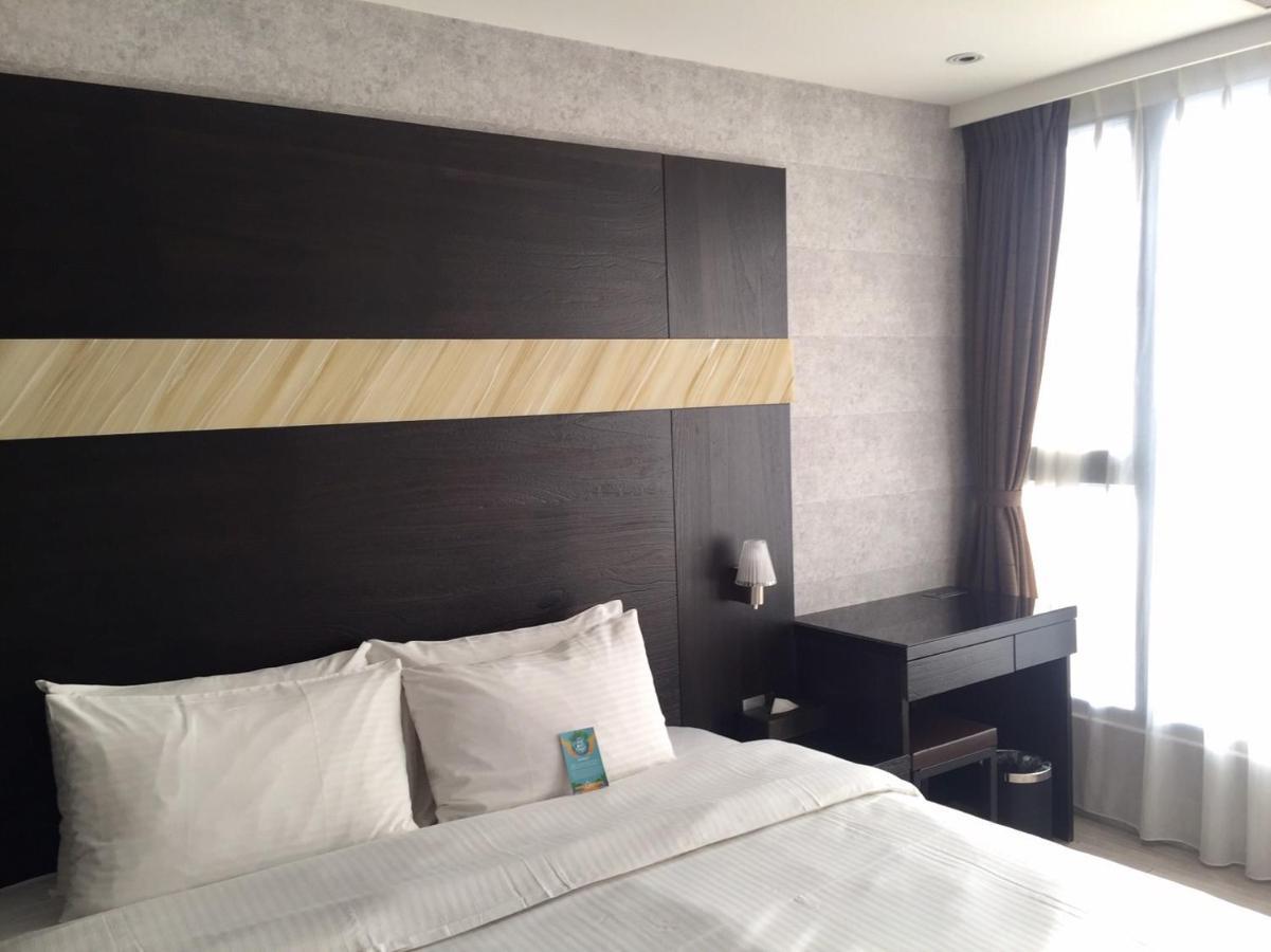 Fengjia Hotel Bell Đài Trung Ngoại thất bức ảnh