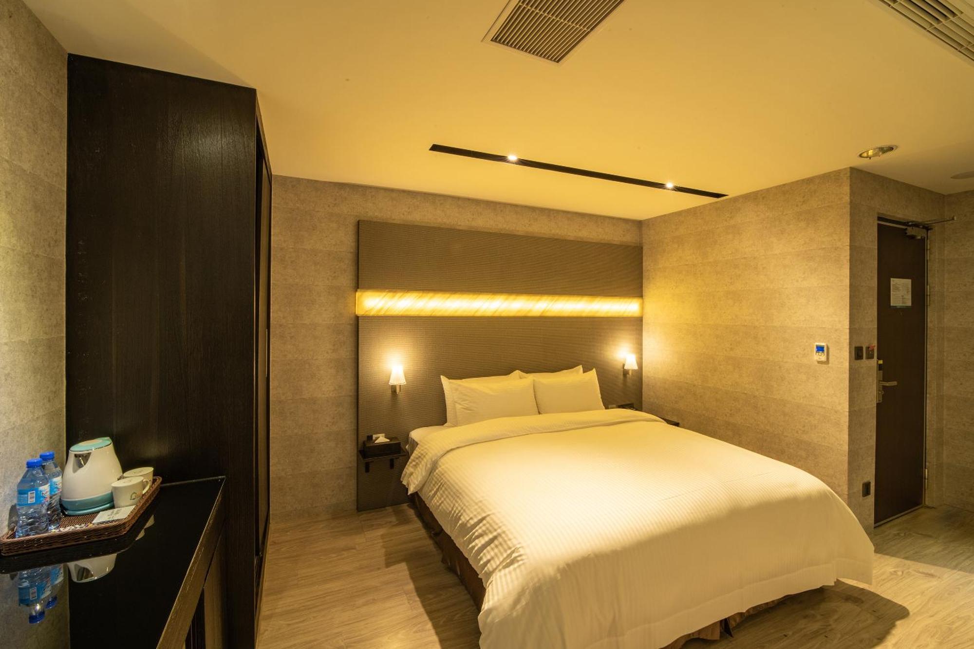 Fengjia Hotel Bell Đài Trung Ngoại thất bức ảnh