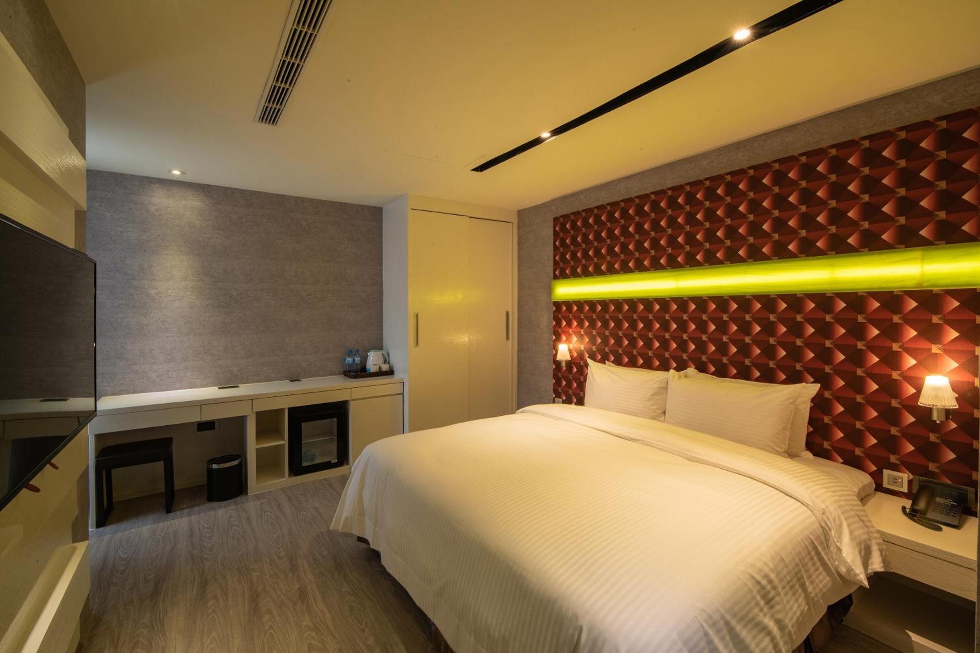 Fengjia Hotel Bell Đài Trung Ngoại thất bức ảnh