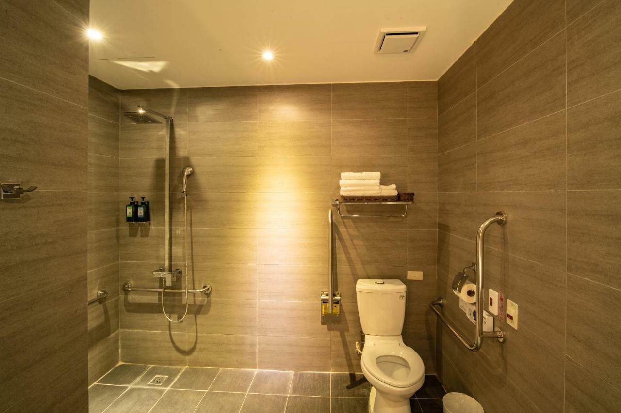 Fengjia Hotel Bell Đài Trung Ngoại thất bức ảnh
